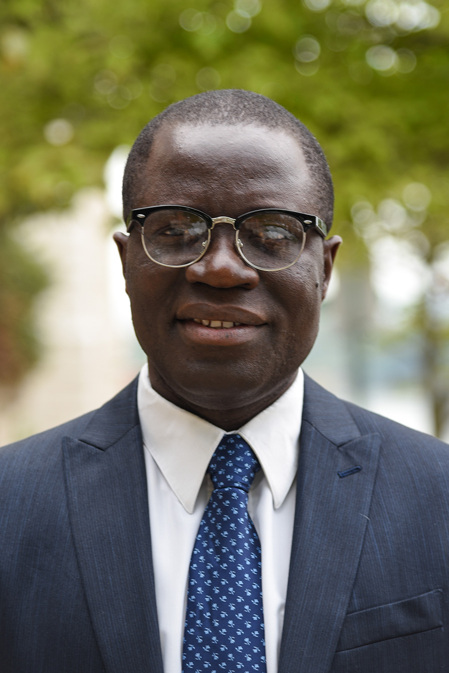 Dr. Julien Ekiaka Oblazamengo