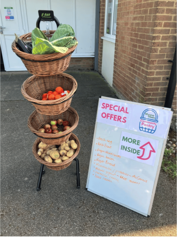 Manna Meals Signage