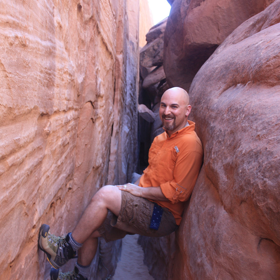 Photo of  Tony (Arthur) Islas, MD