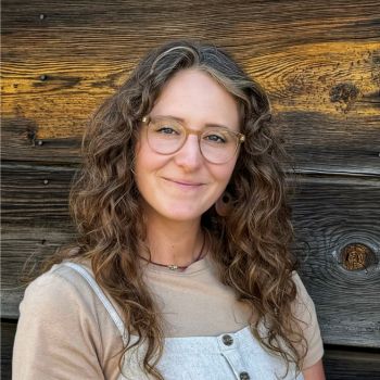 Photo of Sarah Wallace, LCSW